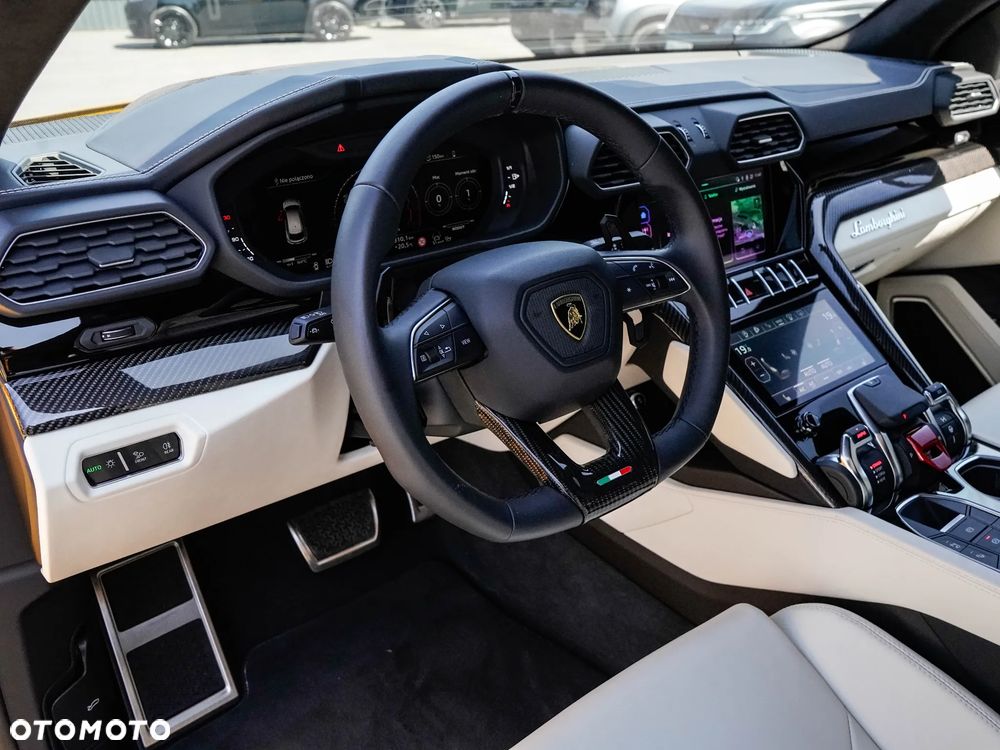 Lamborghini Urus - 19