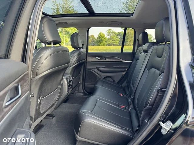 Jeep Grand Cherokee - 9