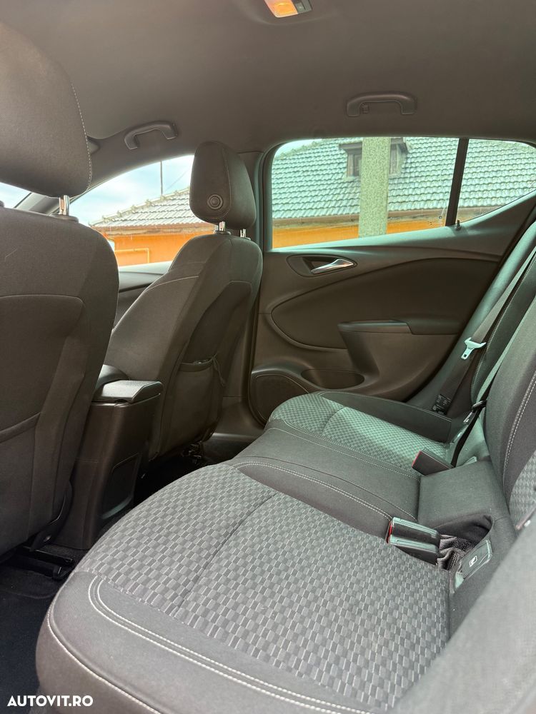 Opel Astra 1.6 CDTI ECOTEC Excite - 11