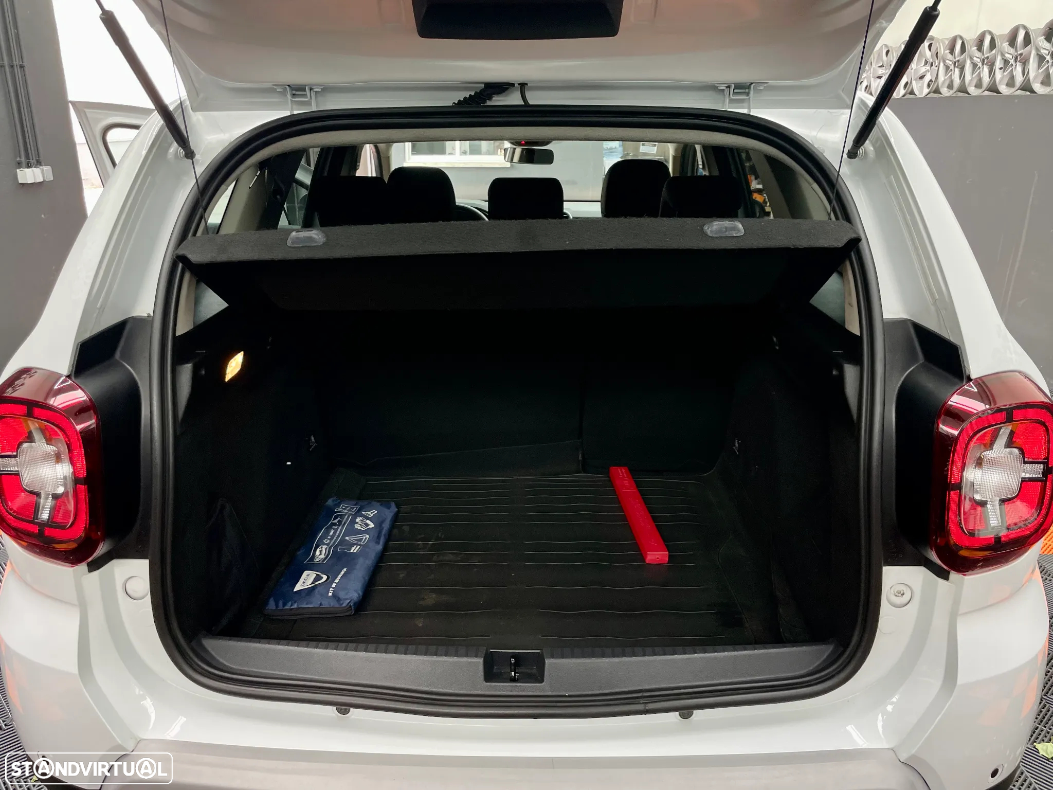 Dacia Duster 1.0 TCe ECO-G Prestige Bi-Fuel - 27
