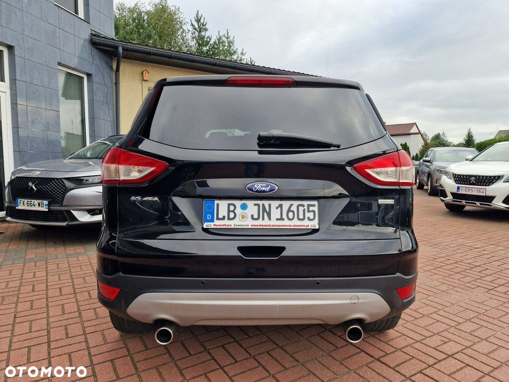 Ford Kuga 1.6 EcoBoost 2x4 Titanium - 18