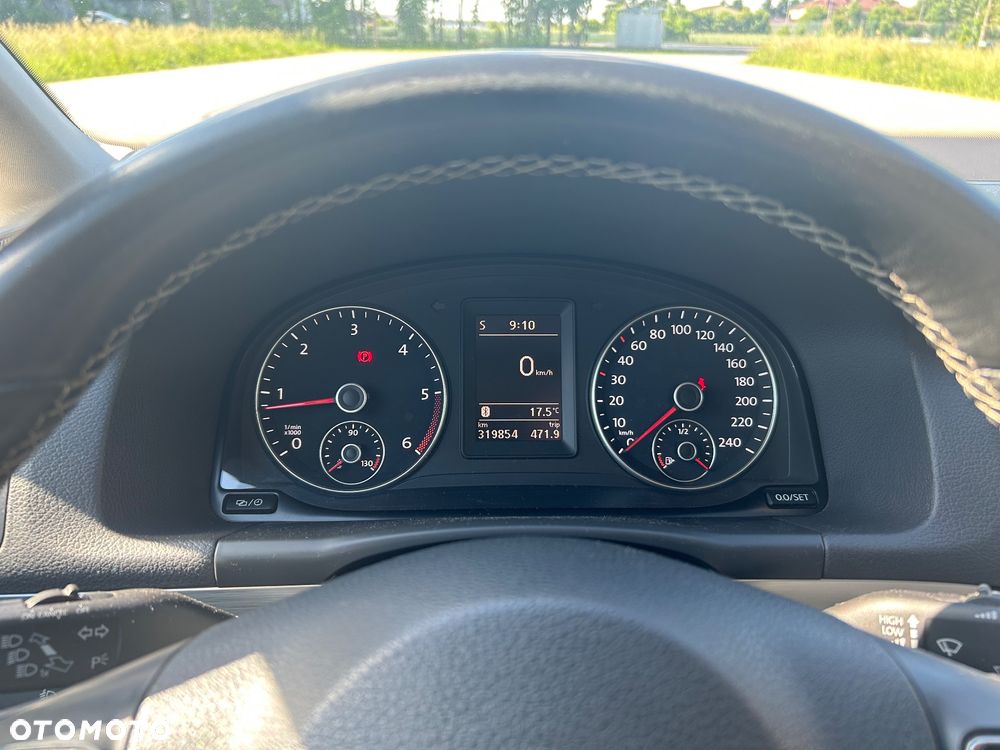 Volkswagen Touran 1.6 TDI DPF Comfortline - 12