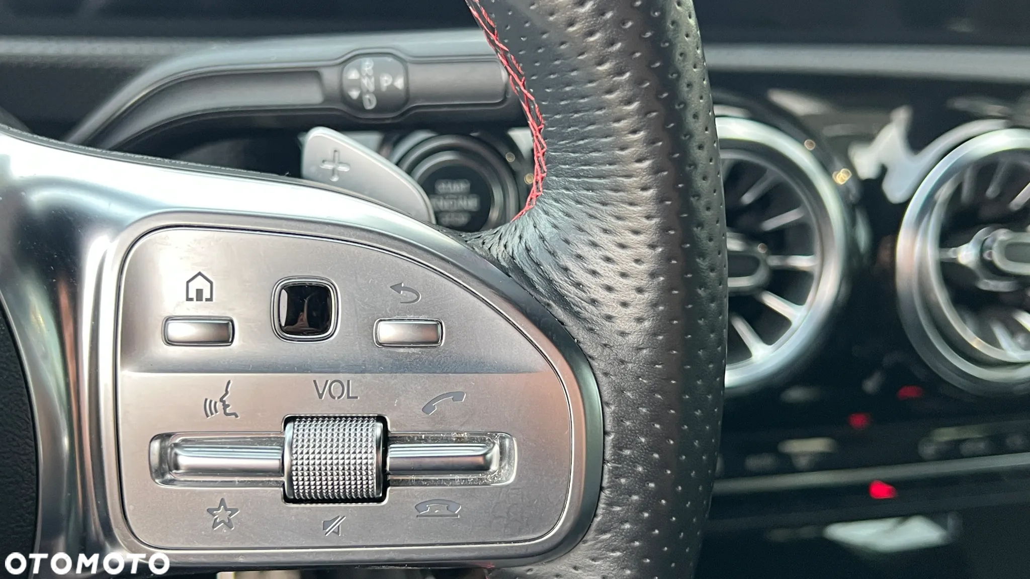 Mercedes-Benz CLA 200 AMG Line 7G-DCT - 28