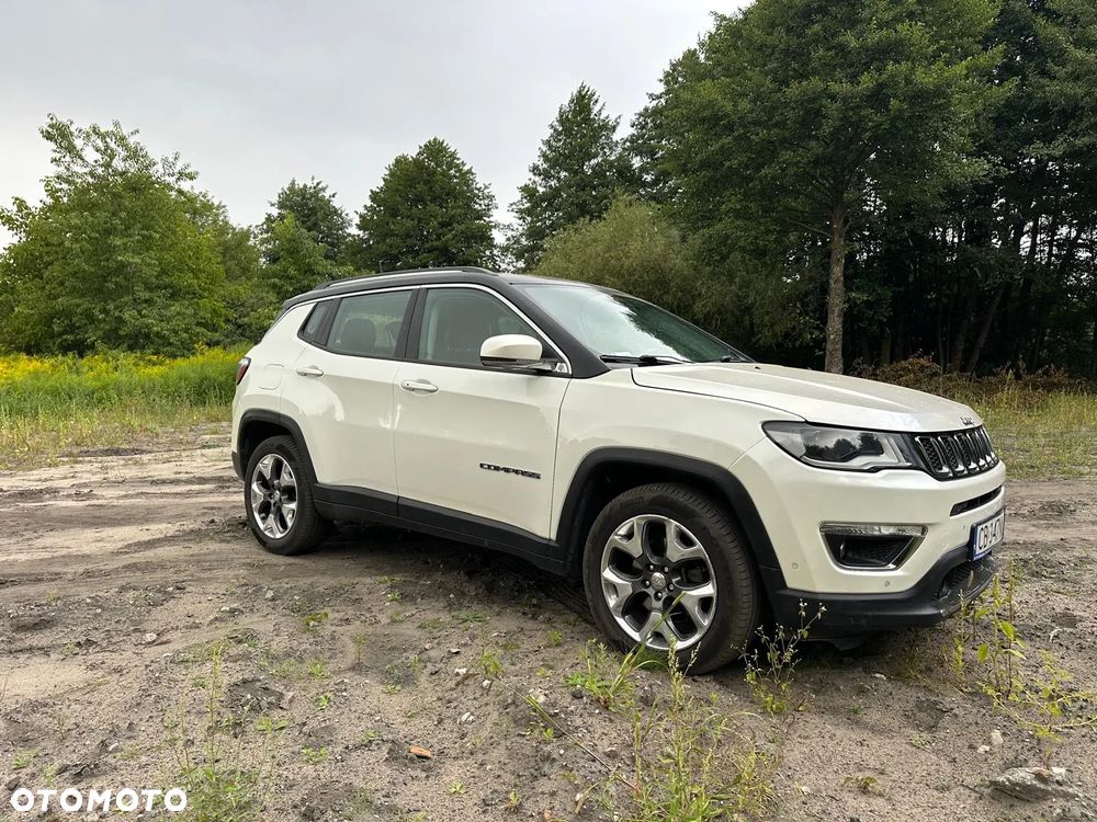 Jeep Compass - 1