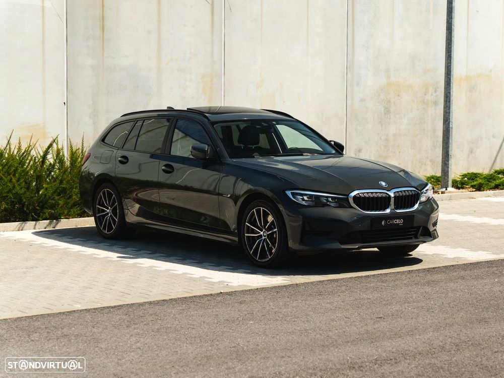 BMW 330 e Line Sport Auto - 1