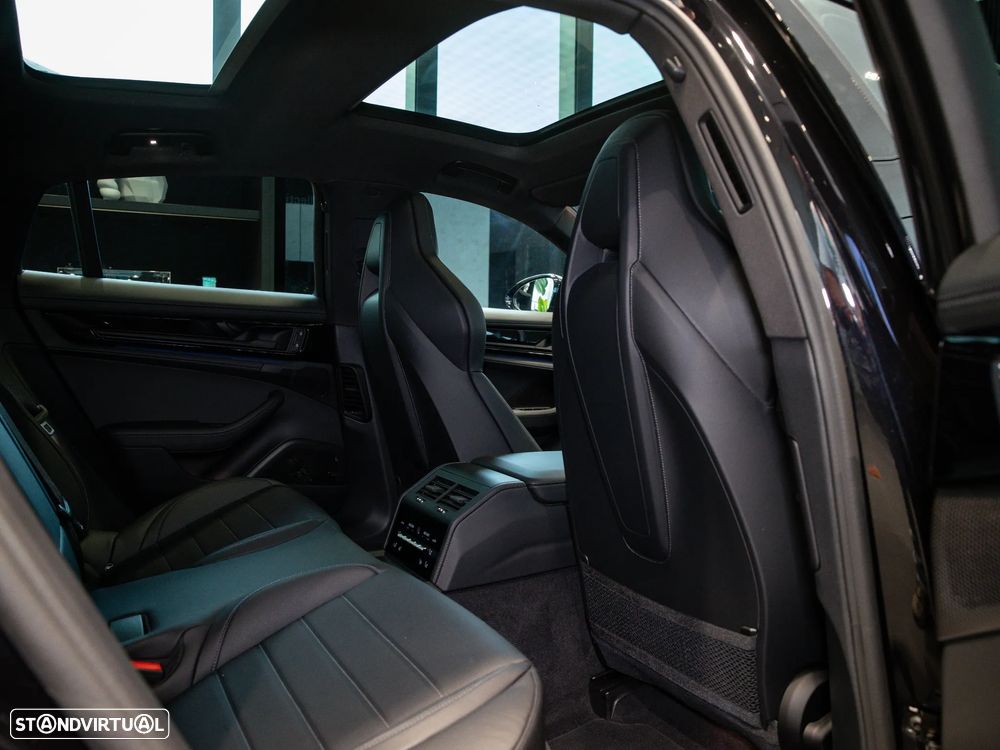 Porsche Panamera 4S E-Hybrid - 37