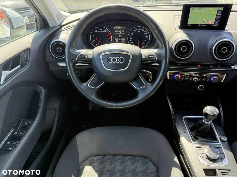 Audi A3 Sportback 1.2 TFSI Attraction - 12