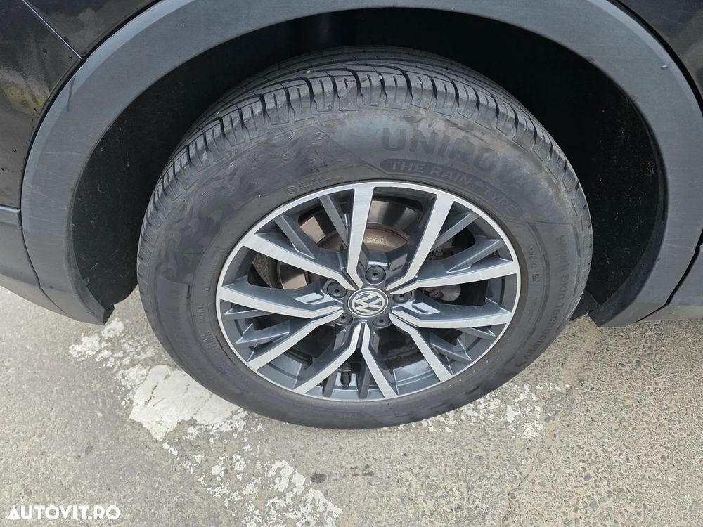 Volkswagen Tiguan 2.0 TDI DPF DSG Comfortline - 11