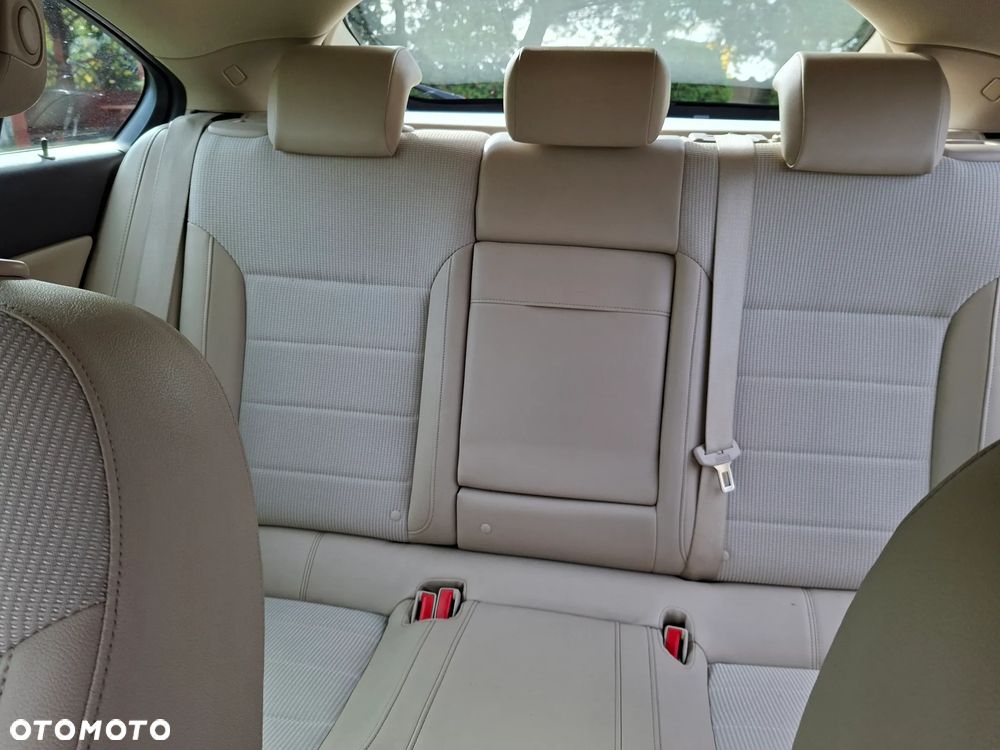 Opel Insignia - 21