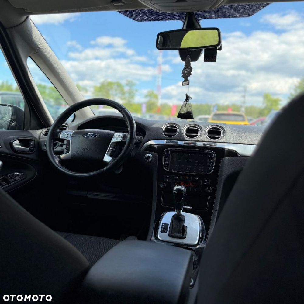 Ford S-Max - 31
