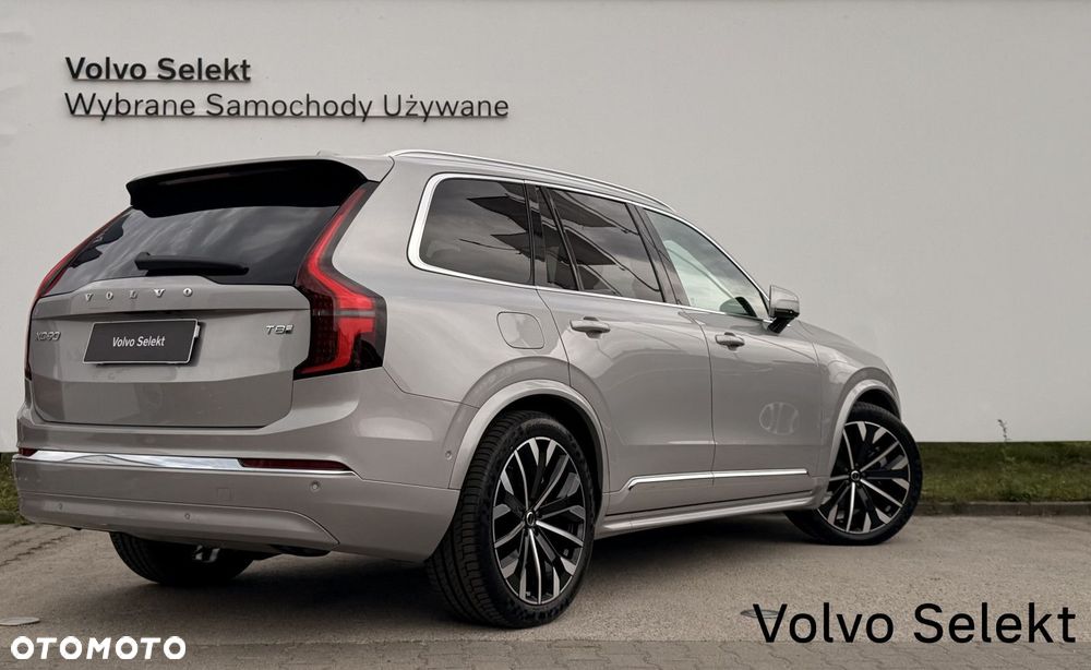 Volvo XC 90 - 9
