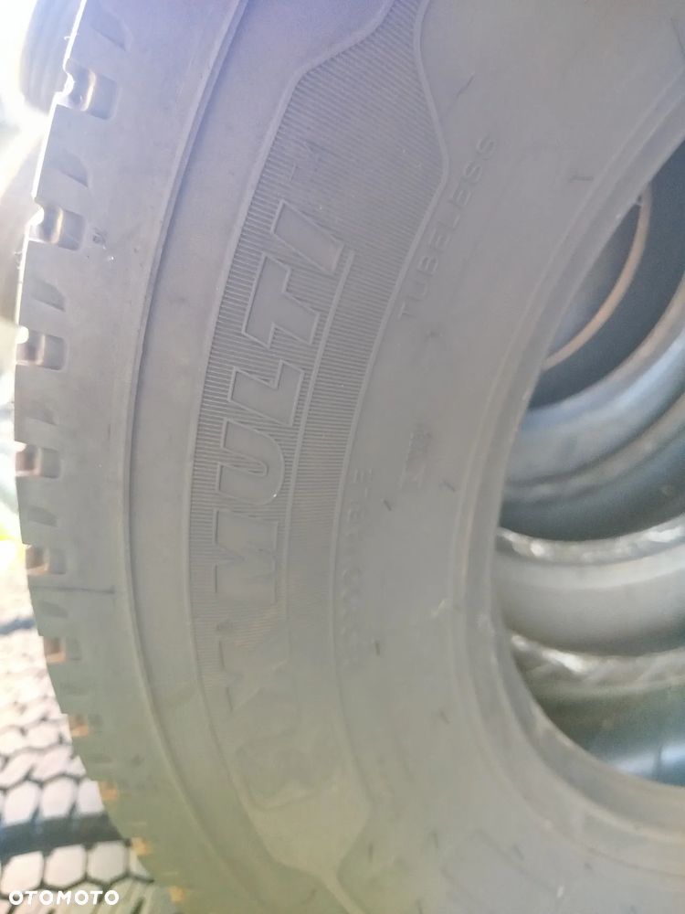 235/75R17.5 132M Michelin X Multi D cena za 4szt. - 12