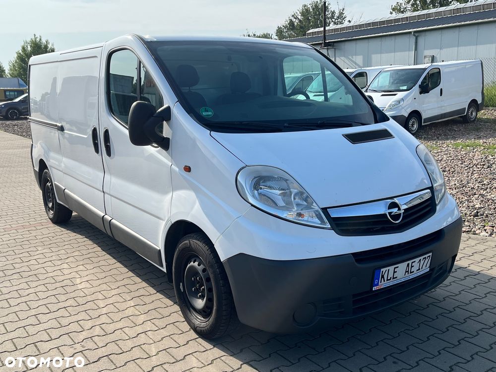 Opel Vivaro - 2