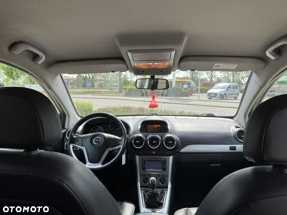 Opel Antara - 16