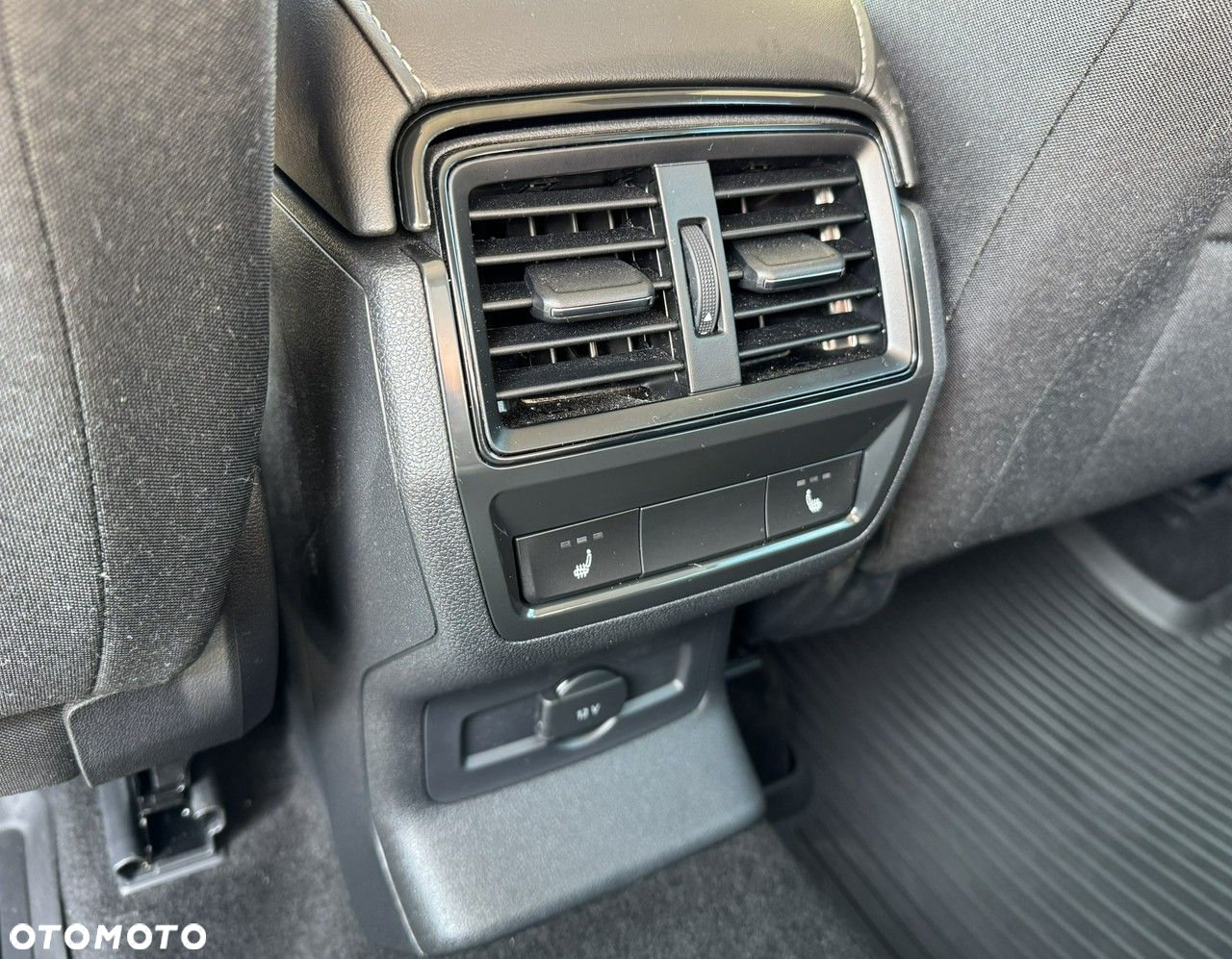 Skoda Karoq - 22