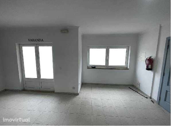 T2 para Arrendamento – Centro do Sabugal (Guarda) - Grande imagem: 3/8