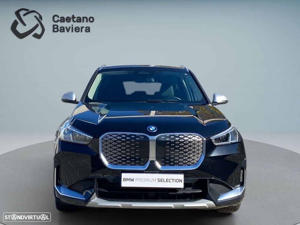 BMW iX1 eDrive20 xLine - 24