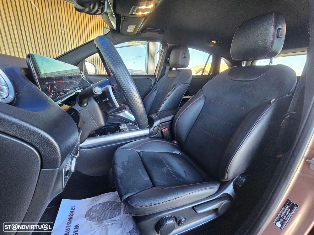 Mercedes-Benz GLA 250 e AMG Line - 16