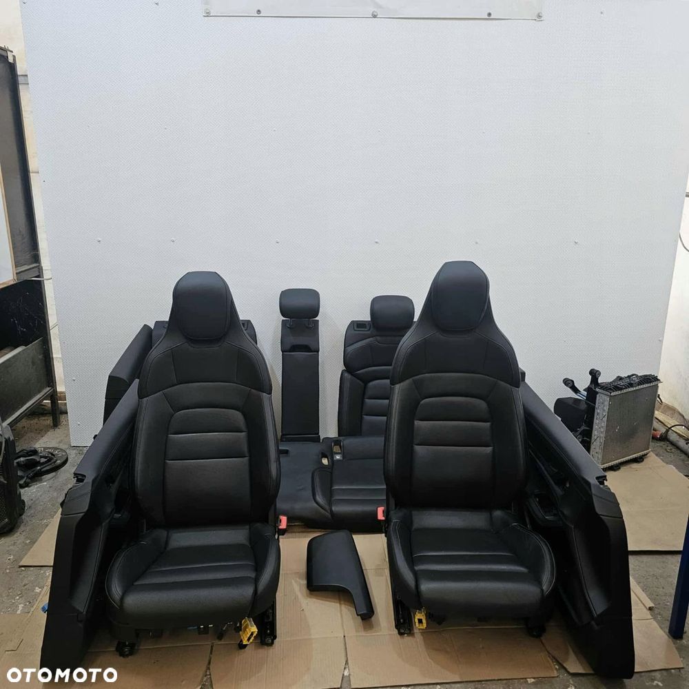 porsche taycan 9j1 fotele siedzenie kanapa wnętrze boczki podłokietnik - 1