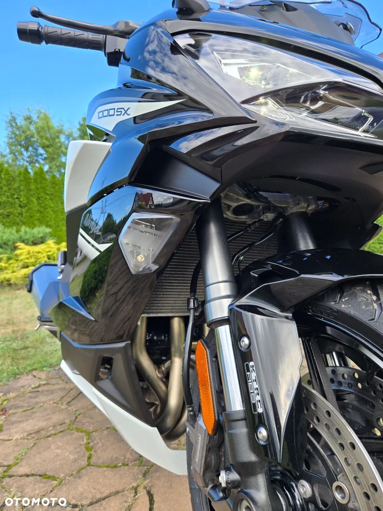 Kawasaki Ninja 1000 SX - 21