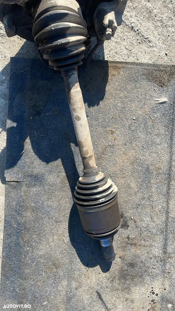 Planetara stanga/dreapta spate Mitsubishi Pajero 3.2 DID - 2