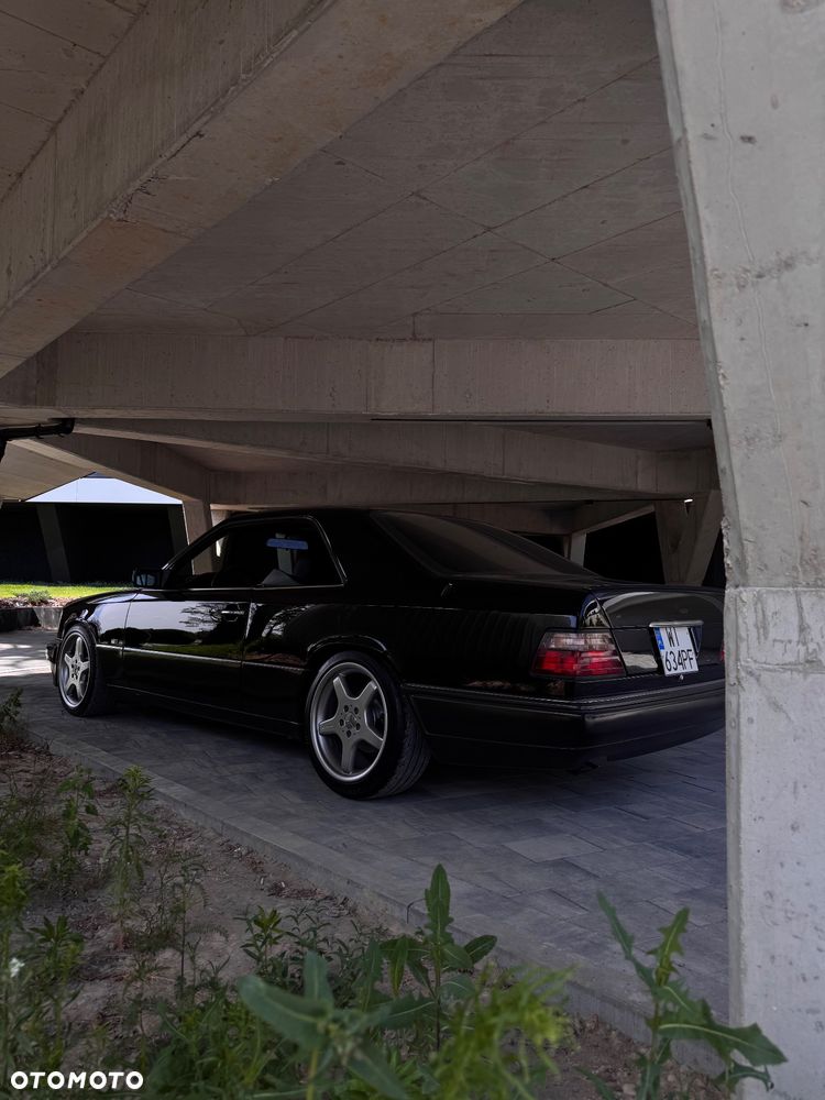 Mercedes-Benz W124 (1984-1993) - 2
