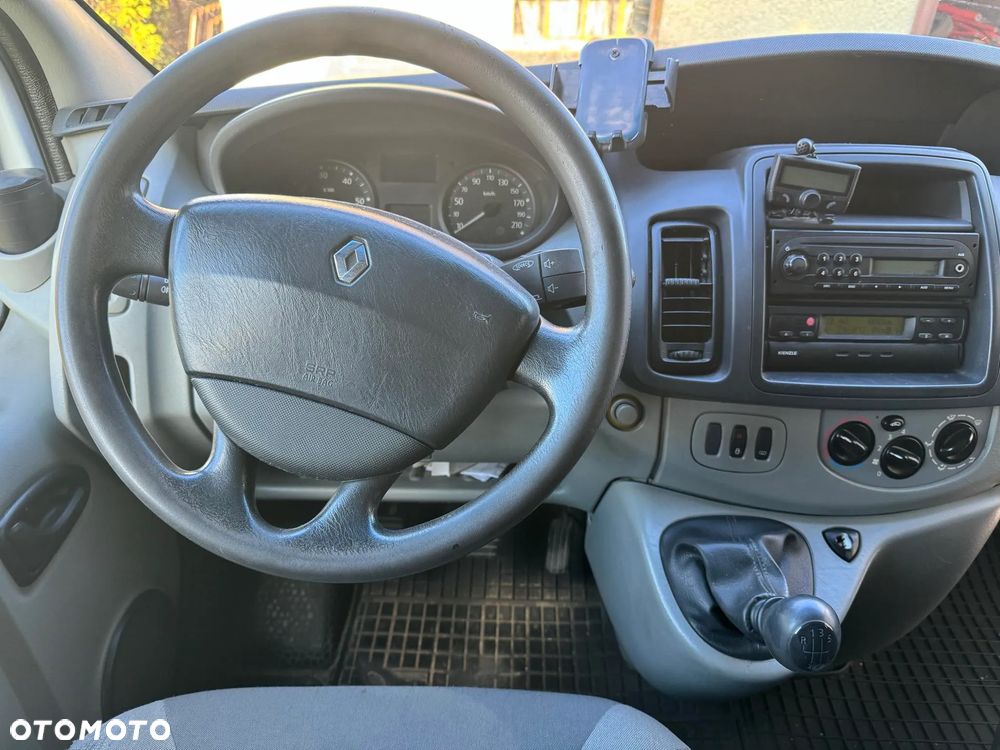 Renault TRAFIC - 3