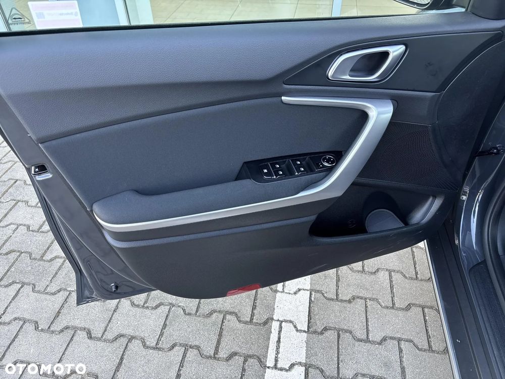 Kia XCeed 1.6 T-GDI M DCT - 14