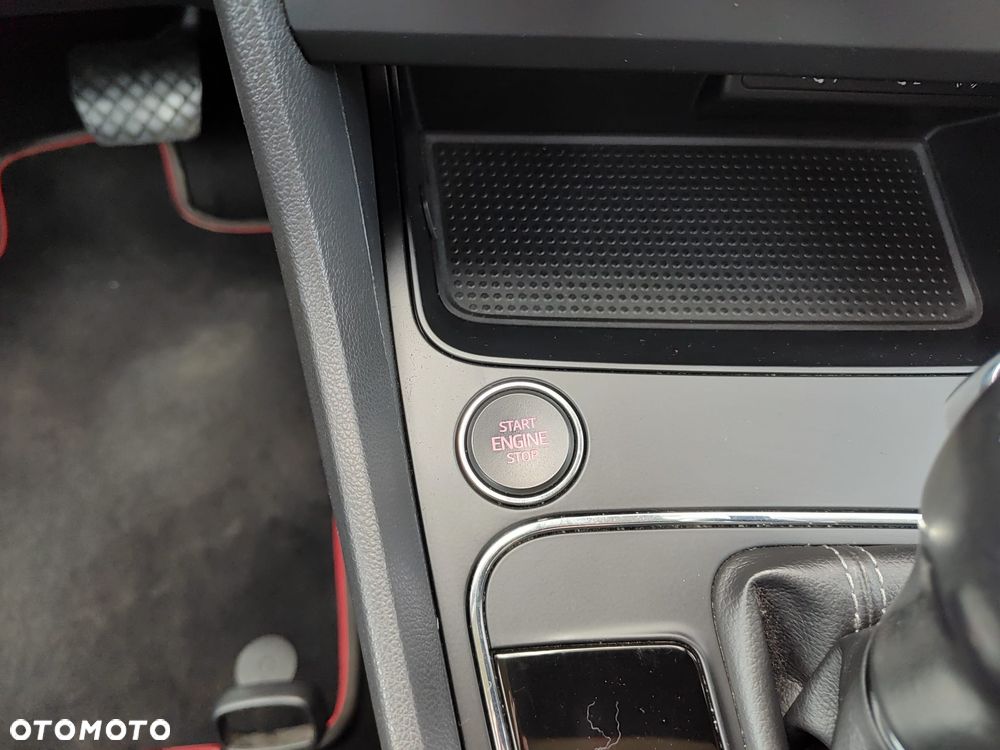 Seat Leon 1.6 TDI Start&Stop DSG FR - 16