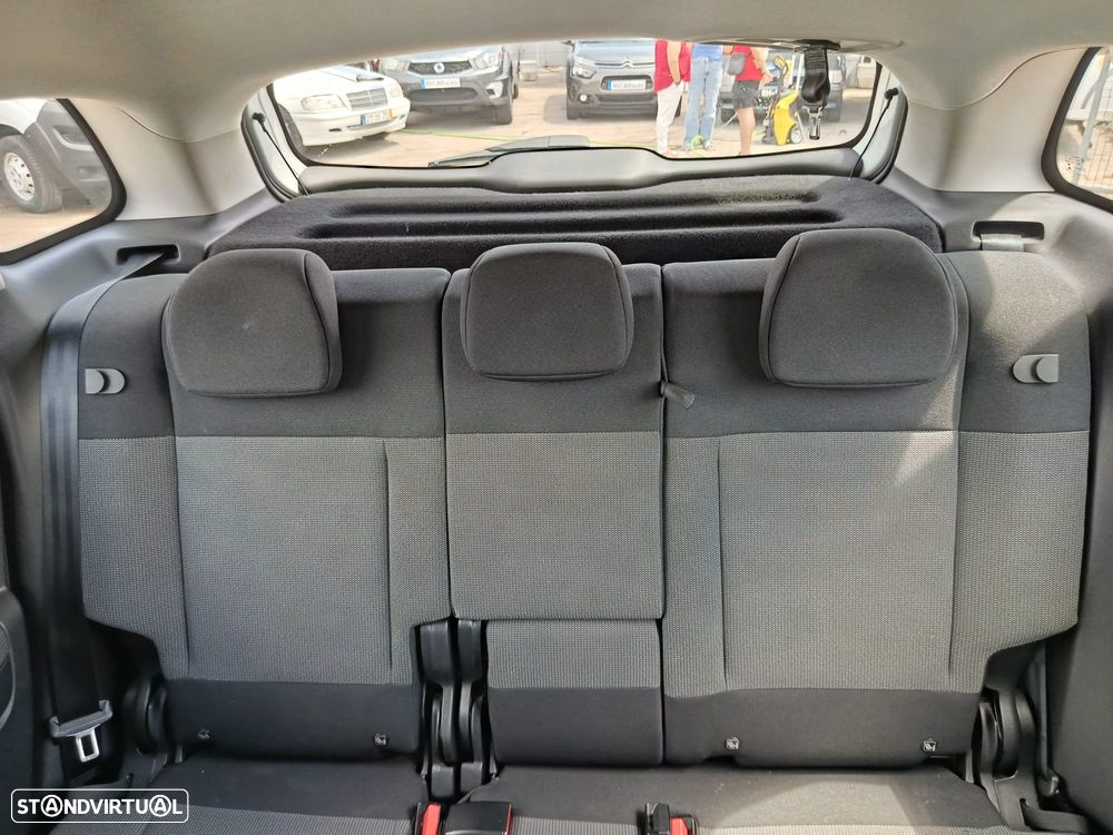 Citroën C3 Aircross 1.2 PureTech Shine - 12