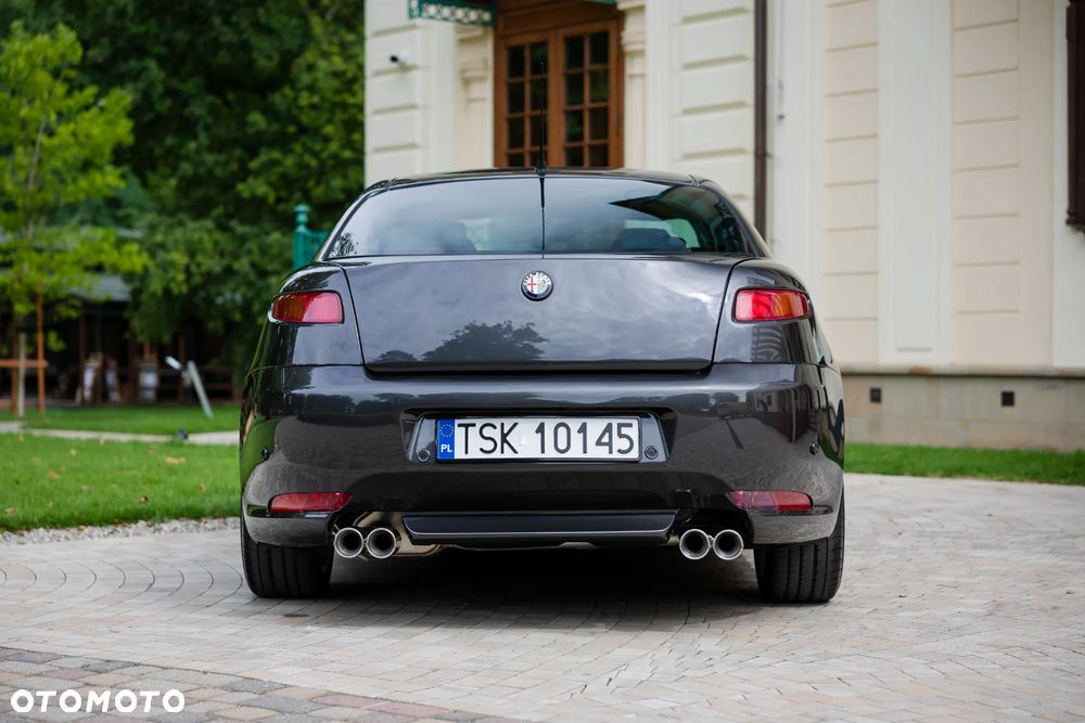 Alfa Romeo GT - 9