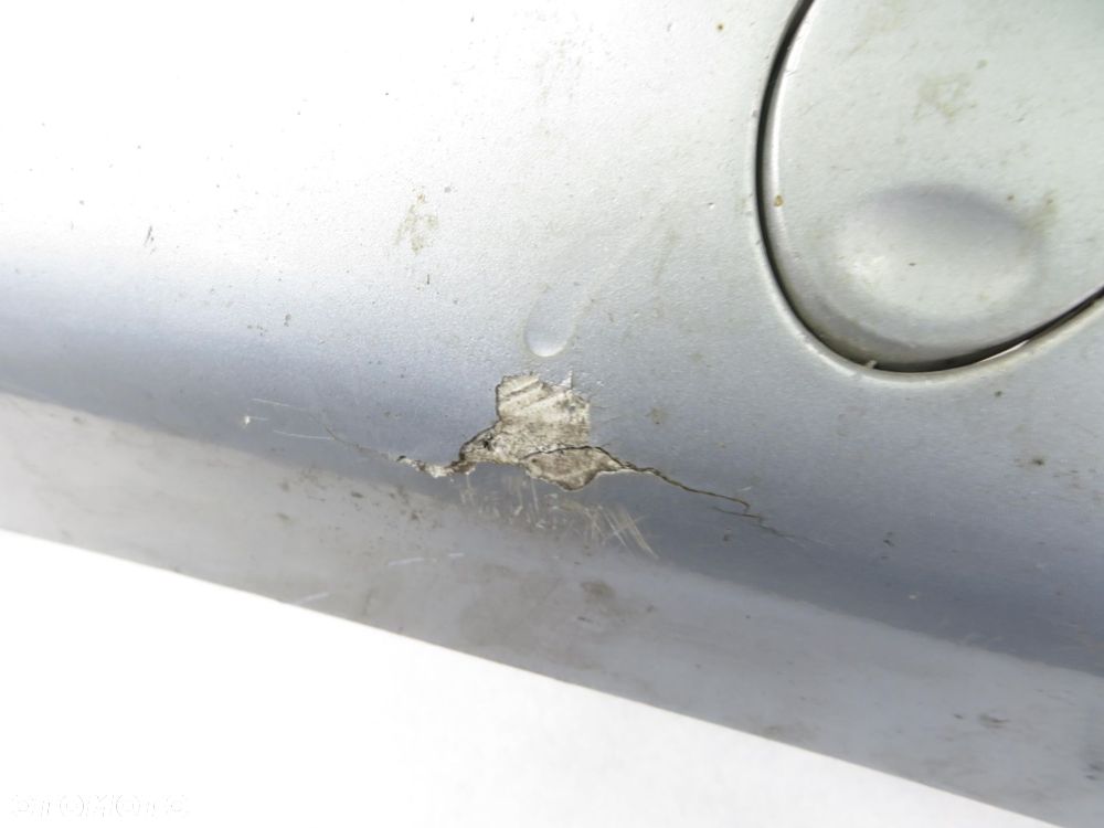 ZDERZAK PRZÓD CHRYSLER VOYAGER IV 04857886 - 2