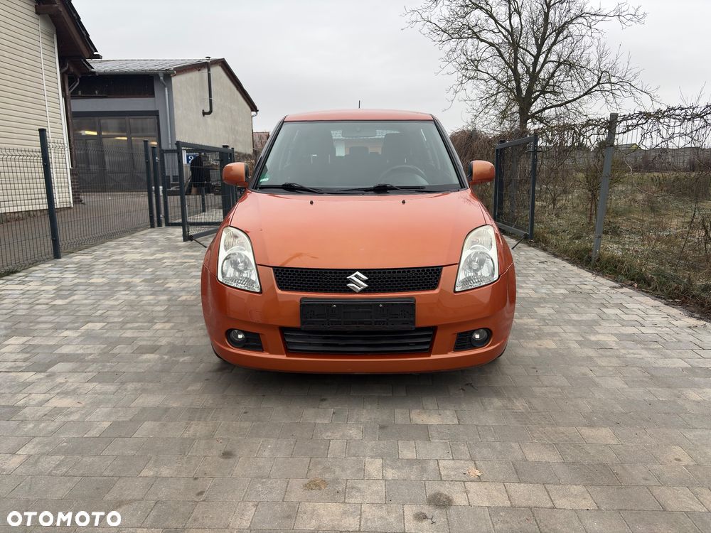 Suzuki Swift 1.3 4x4 Comfort - 2