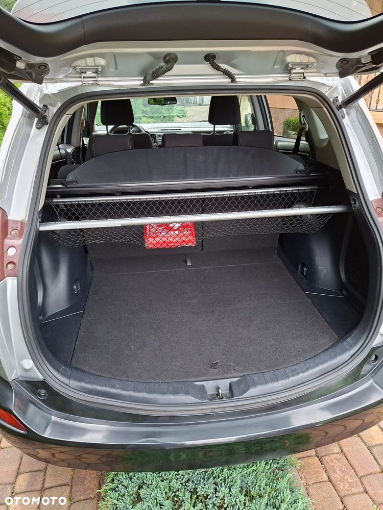 Toyota RAV4 2.0 D-4D Active 4x2 - 10