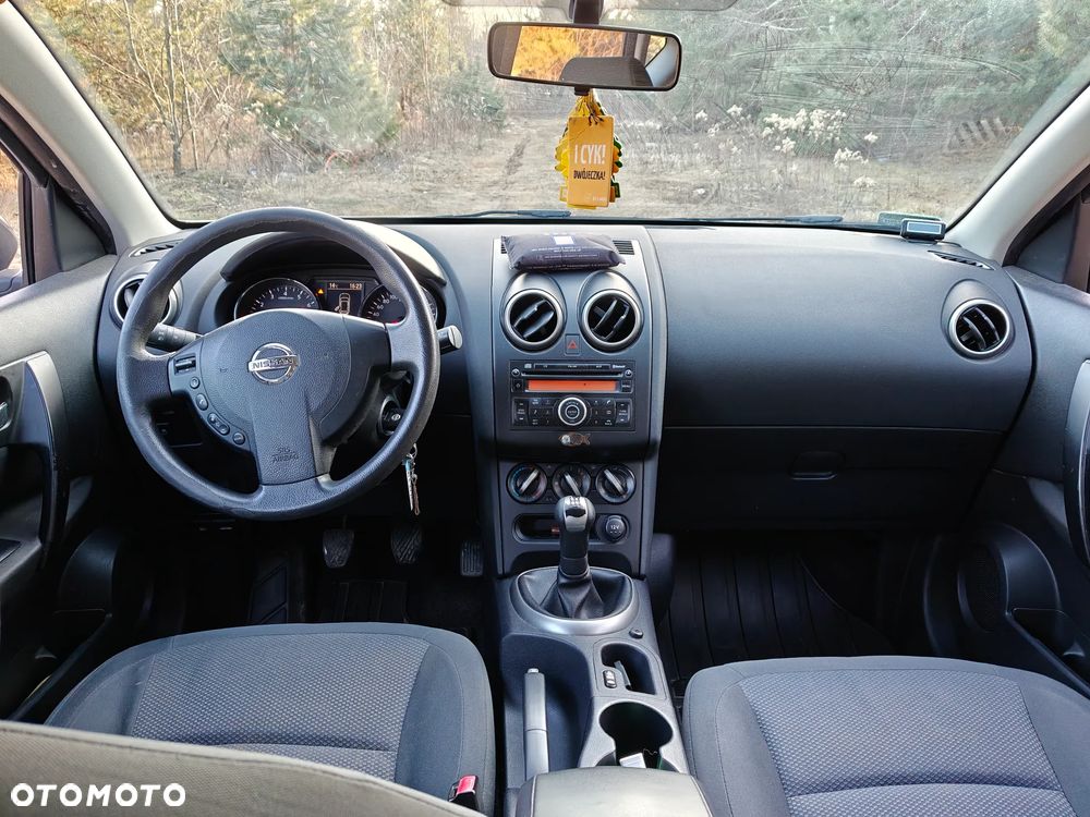 Nissan Qashqai 1.6 Visia - 6