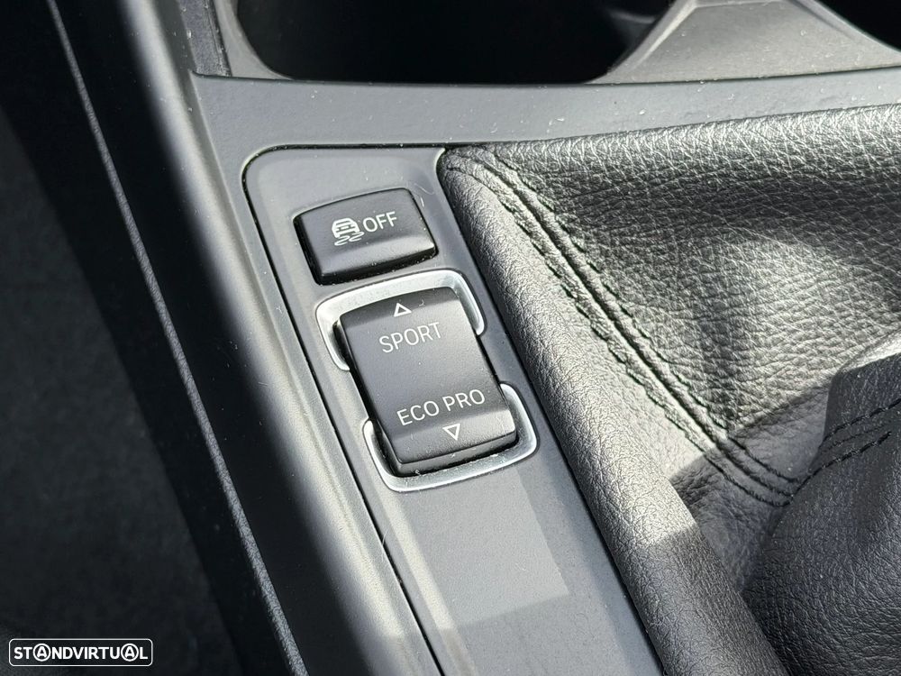 BMW 118 i Advantage - 12