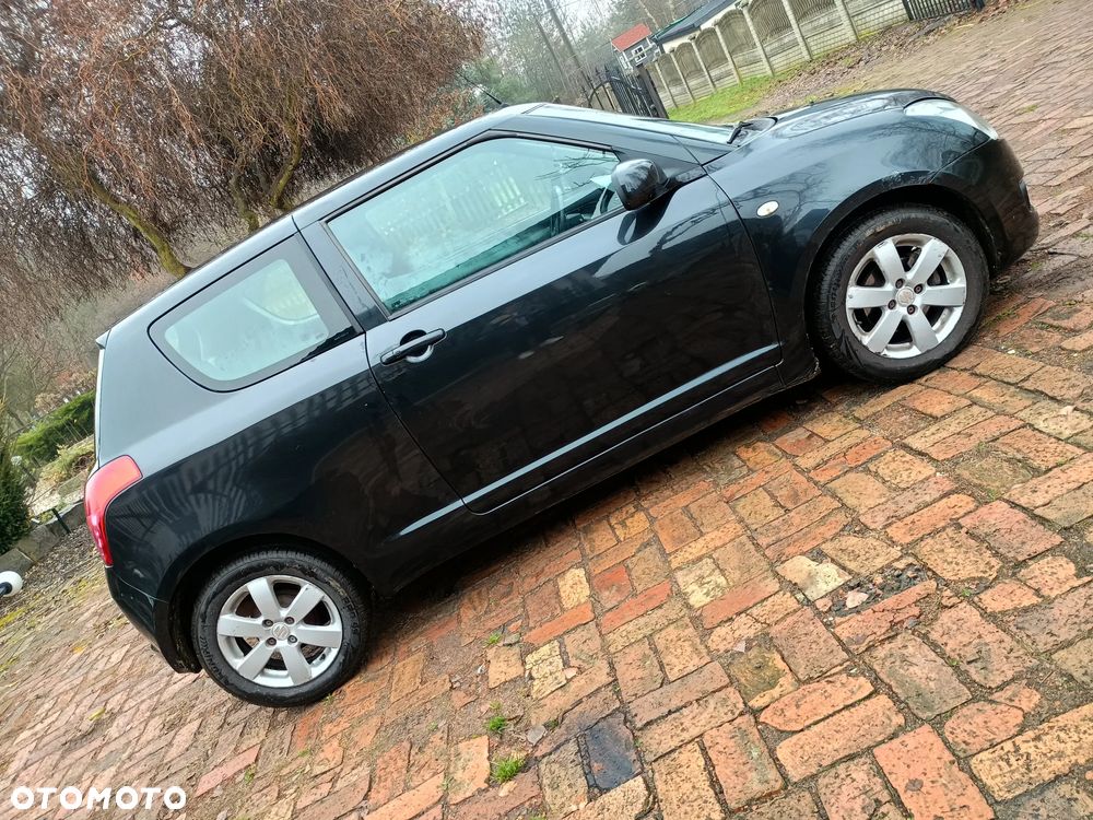Suzuki Swift 1.3 DDiS Comfort - 13
