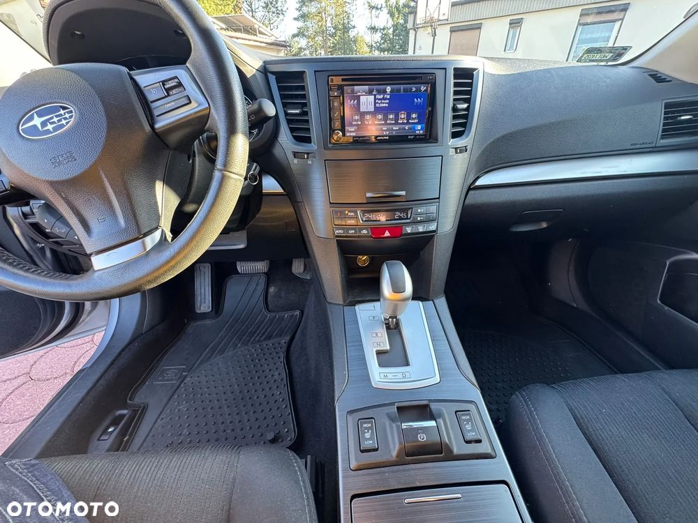 Subaru Legacy 2.5i Lineartronic Comfort - 9