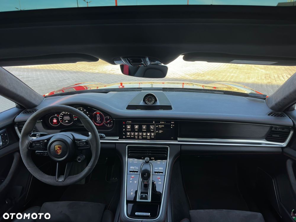 Porsche Panamera - 28