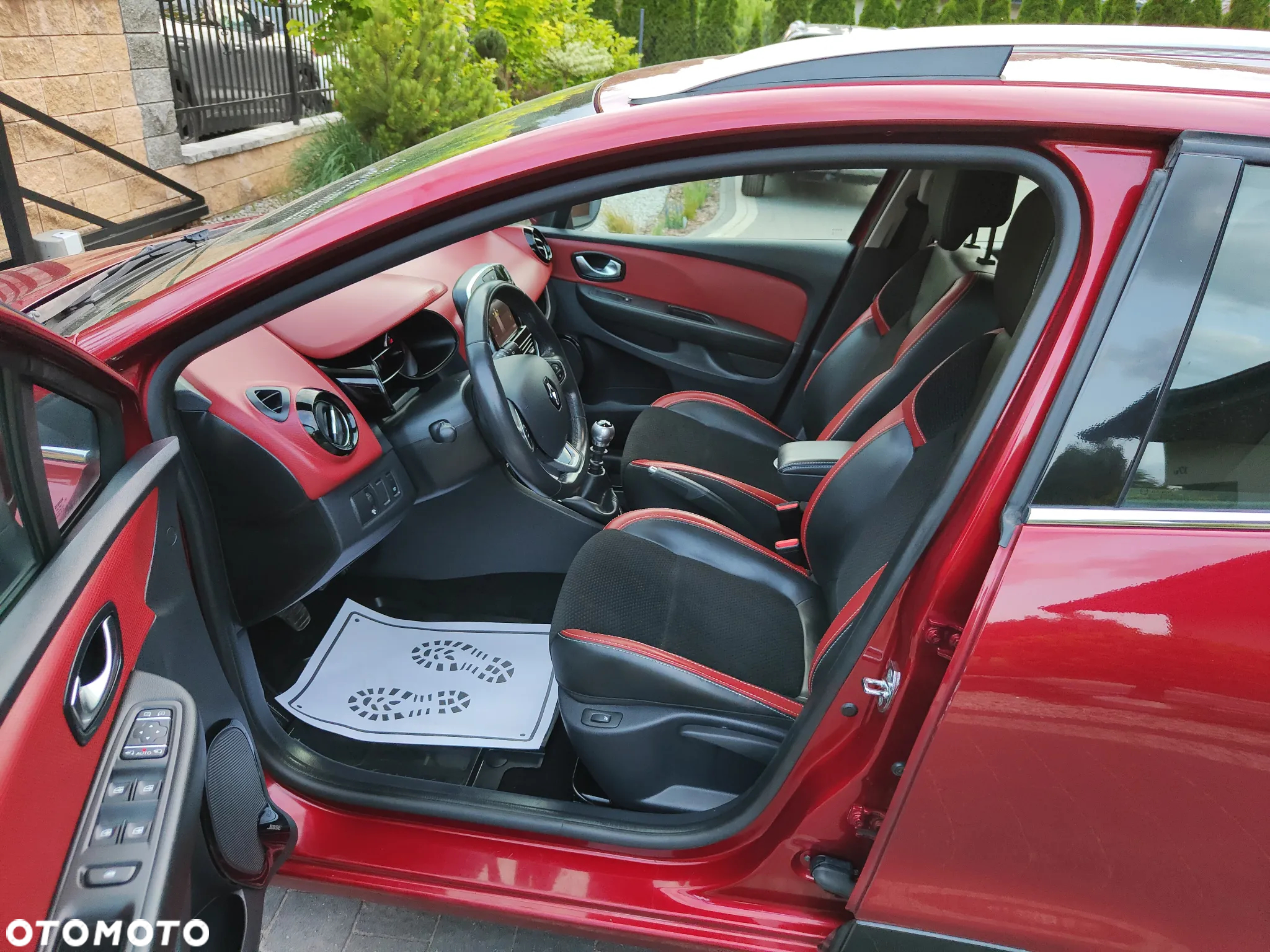 Renault Clio Grandtour Energy TCe 120 INTENS - 10