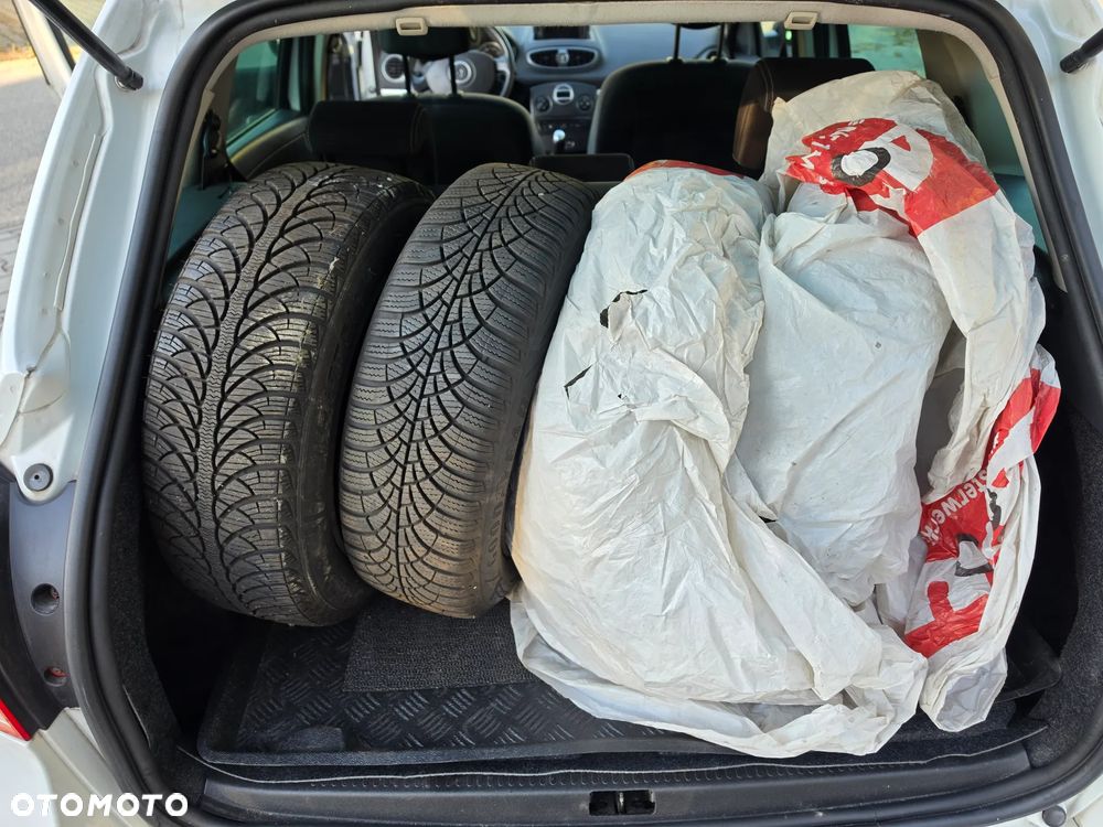 Renault Clio - 6