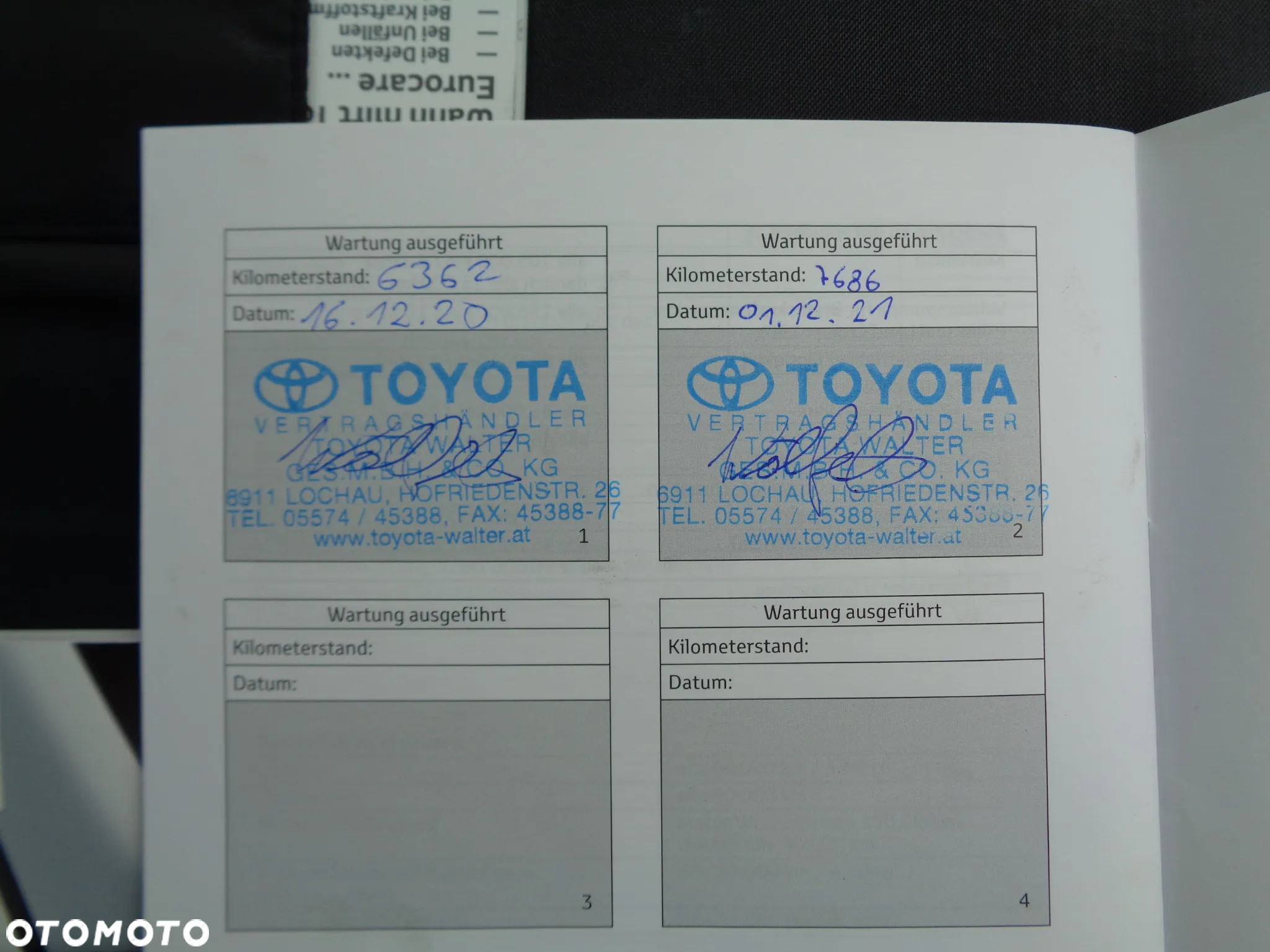 Toyota Yaris Hybrid 100 Premium - 25