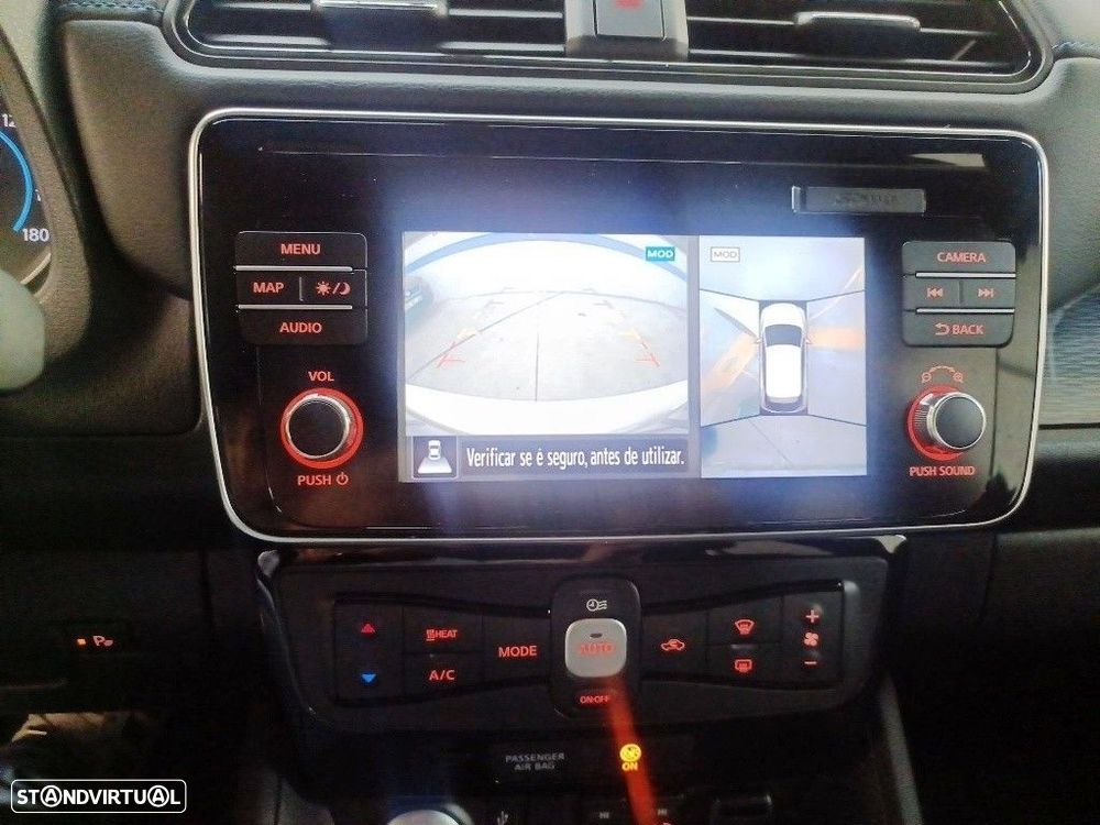 Nissan Leaf N-Connecta - 14
