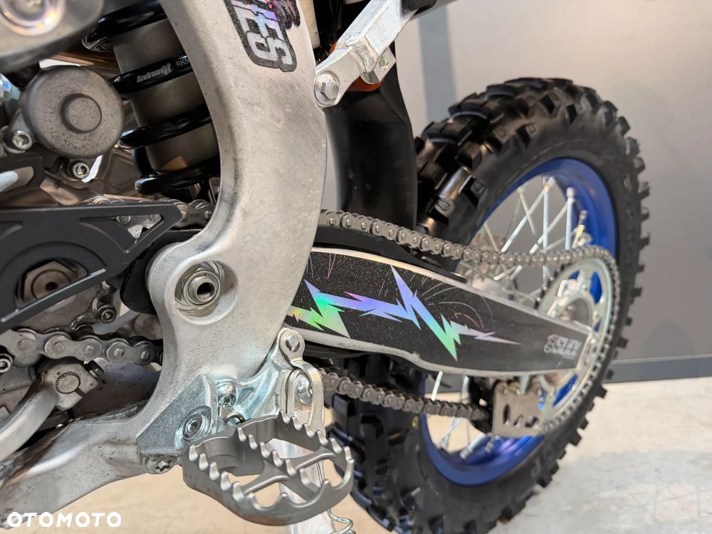 Yamaha WR - 10
