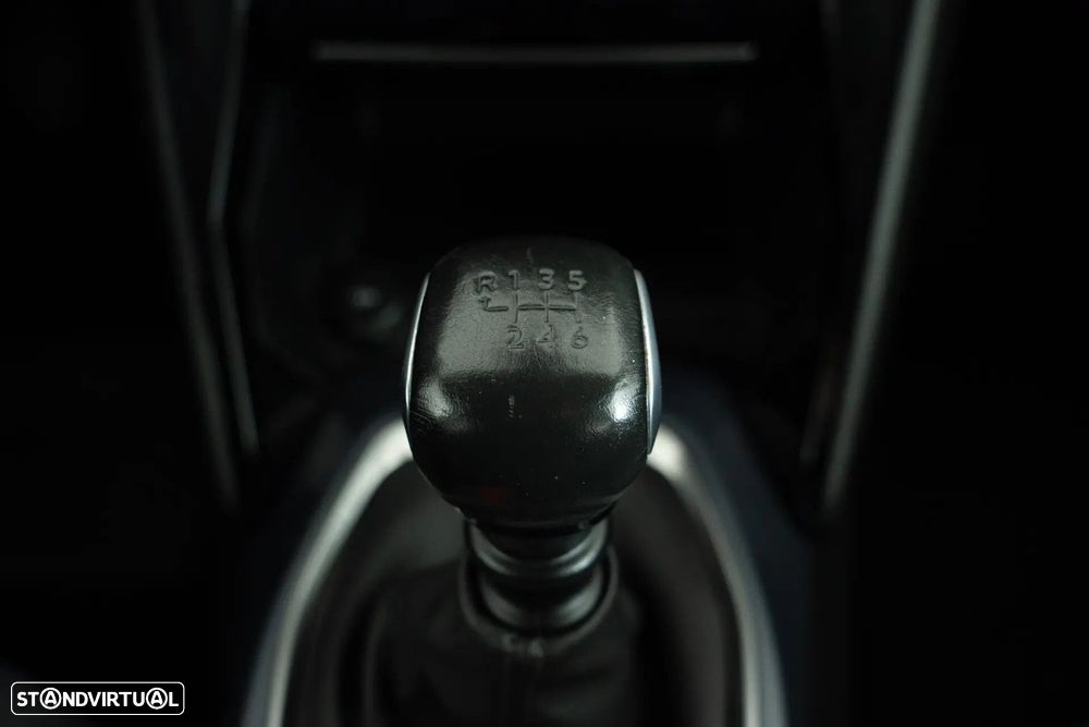 Peugeot 2008 1.5 BlueHDi Allure - 27