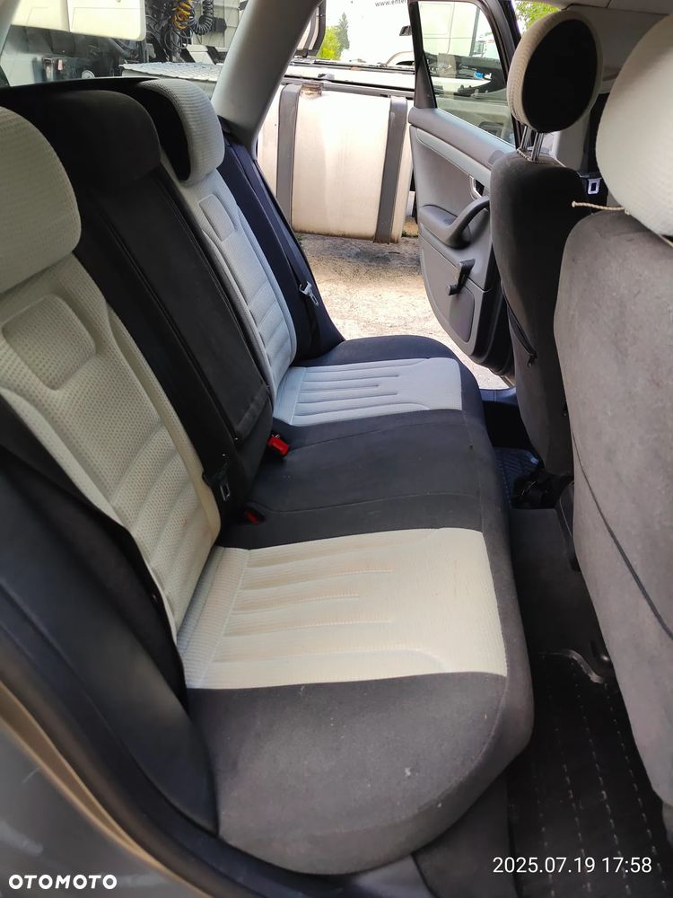 Audi A4 Avant 2005 photo 5