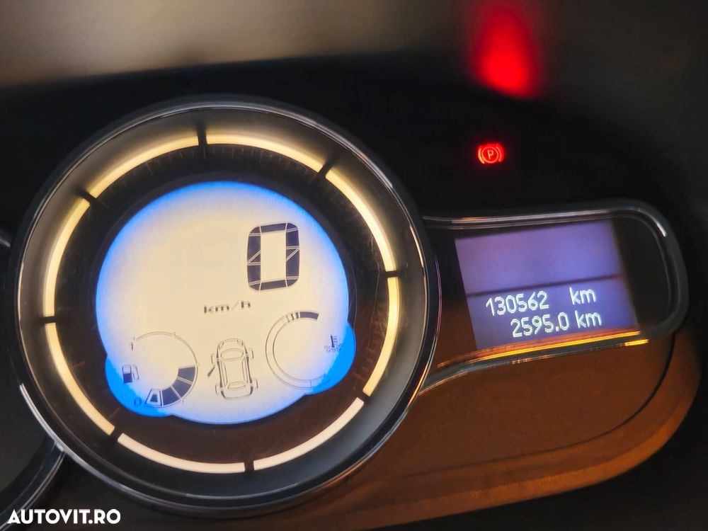 Renault Fluence 1.5 dCi Authentique - 10