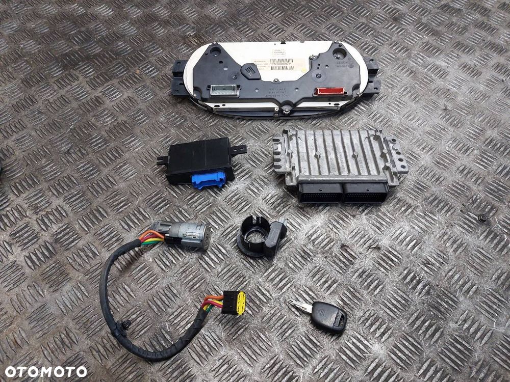 ZESTAW STARTOWY RENAULT THALIA I 1.4 8V 8200059086 8200044437 8200066931 - 8