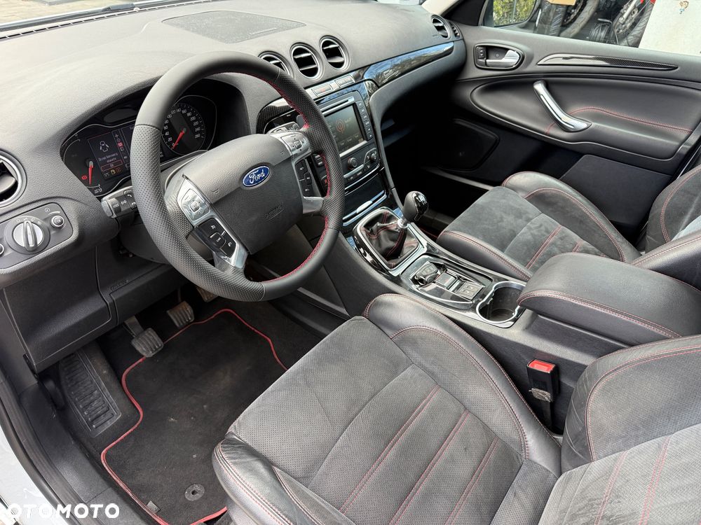 Ford S-Max 2.0 TDCi DPF Titanium - 22