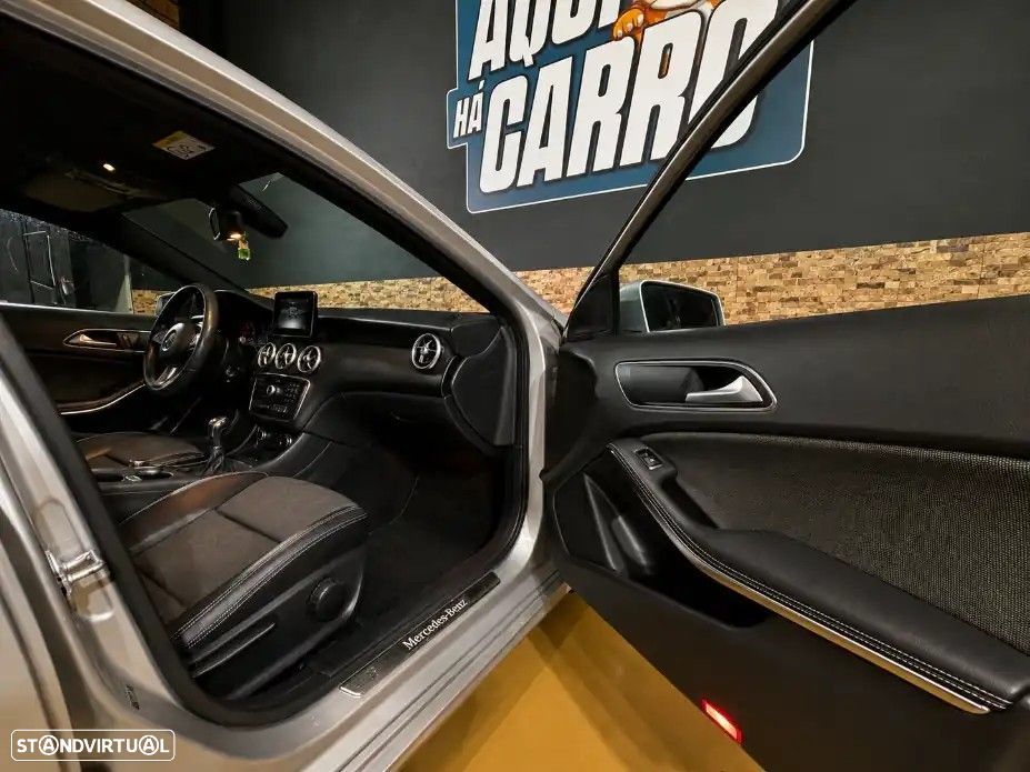 Mercedes-Benz A 180 d Urban - 12